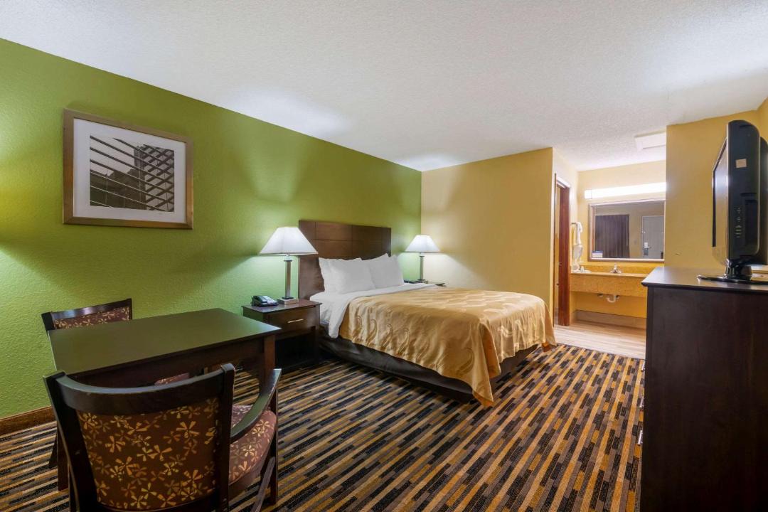 Photo of Bedroom in Mount Dora