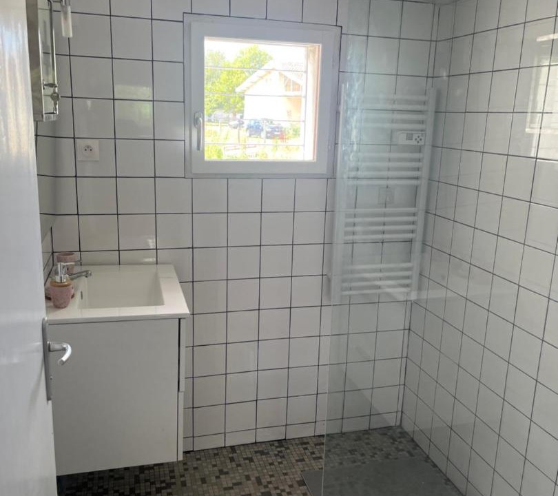 Photo of Bathroom in Lesparre-Medoc