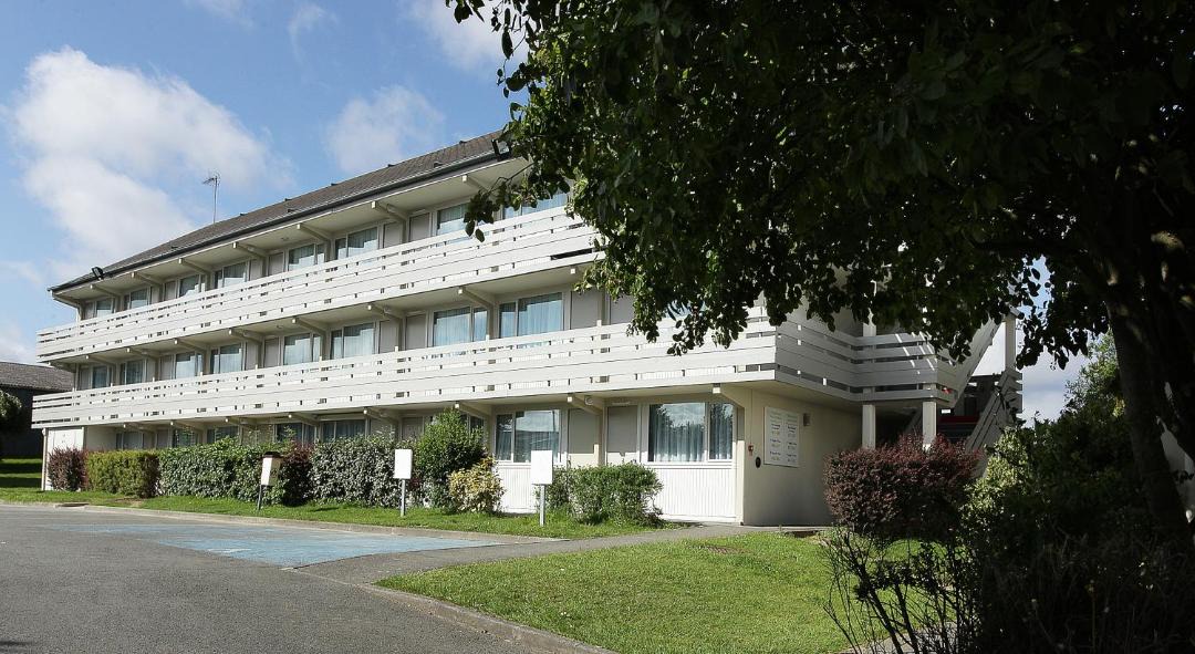 Photo of Others in Taden