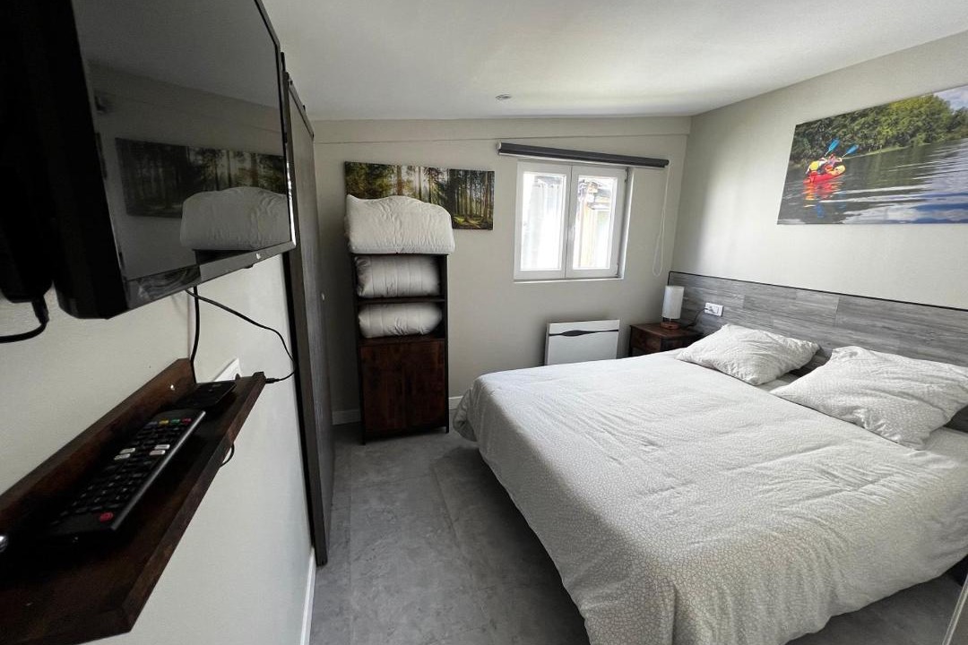 Photo of Bedroom in Montigny-sur-Loing