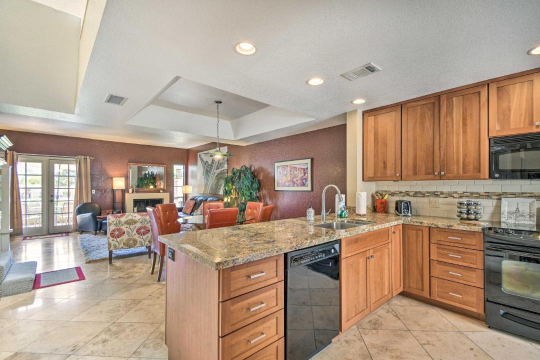 Photo of Kitchen in Biltmore Courts