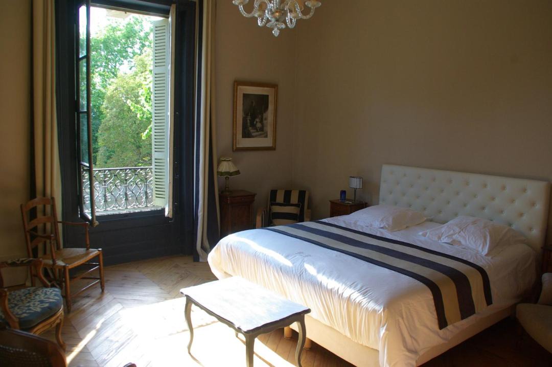 Photo of Others in Guereins