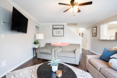 Photo of Livingroom in Cypress