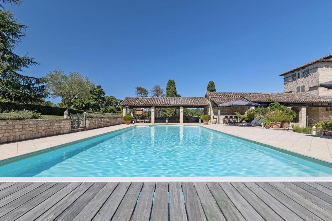 Photo of Others in Mailhoc