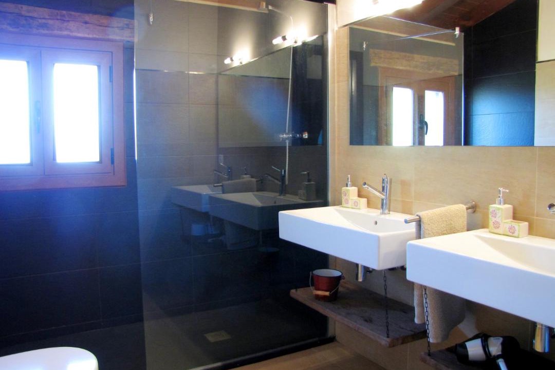 Photo of Bathroom in Imotz