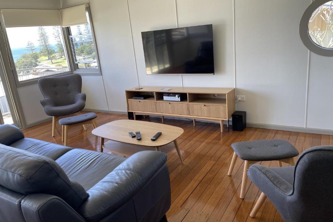 Photo of Livingroom in Black Head