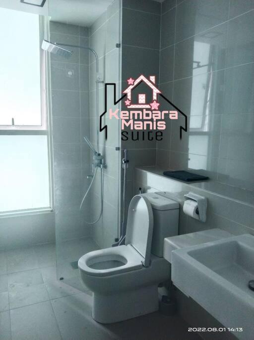 Photo of Bathroom in Kampung Sembulan Baru