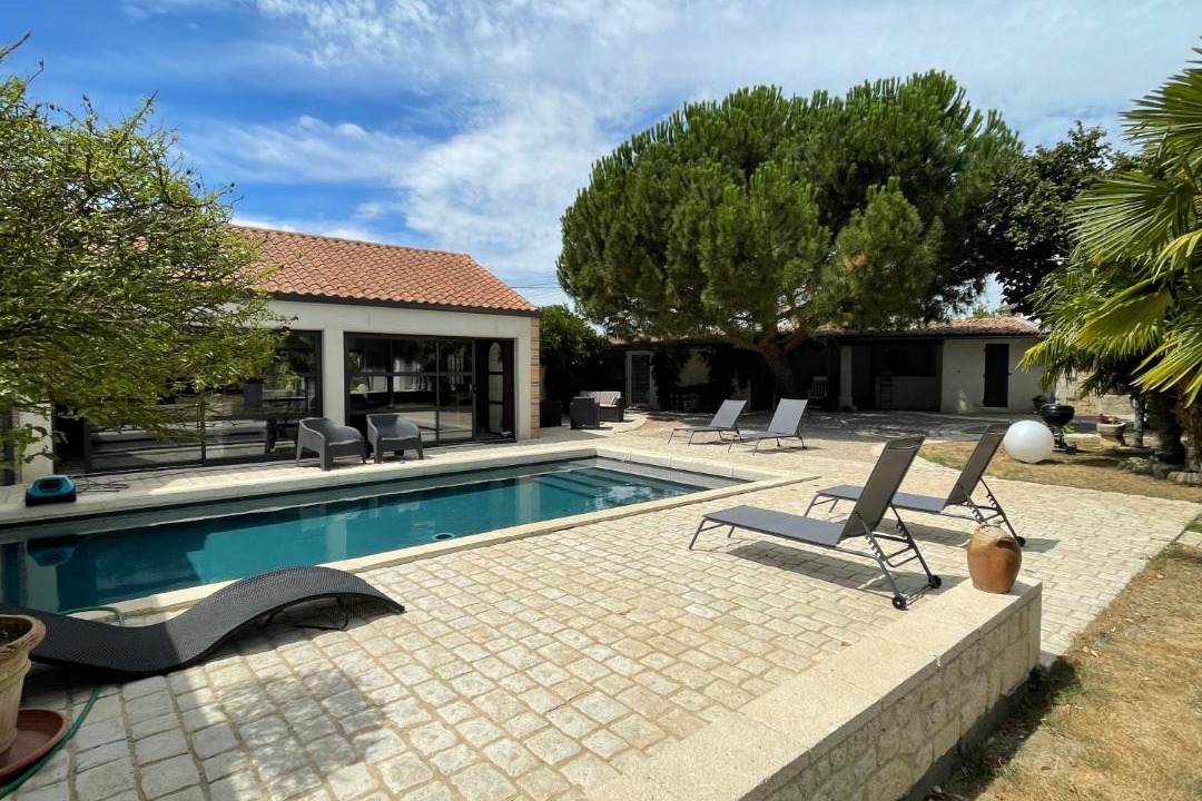 Photo of Others in Bonneuil-Matours