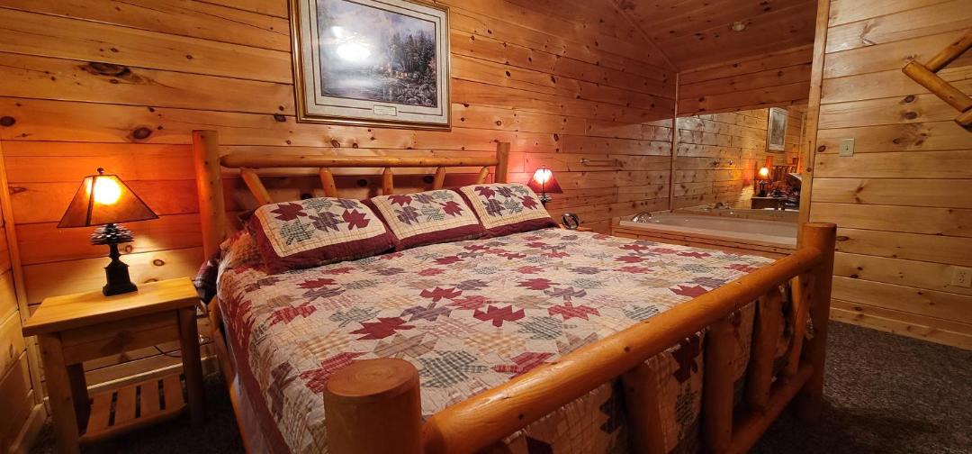 Photo of Bedroom in Pigeon Forge