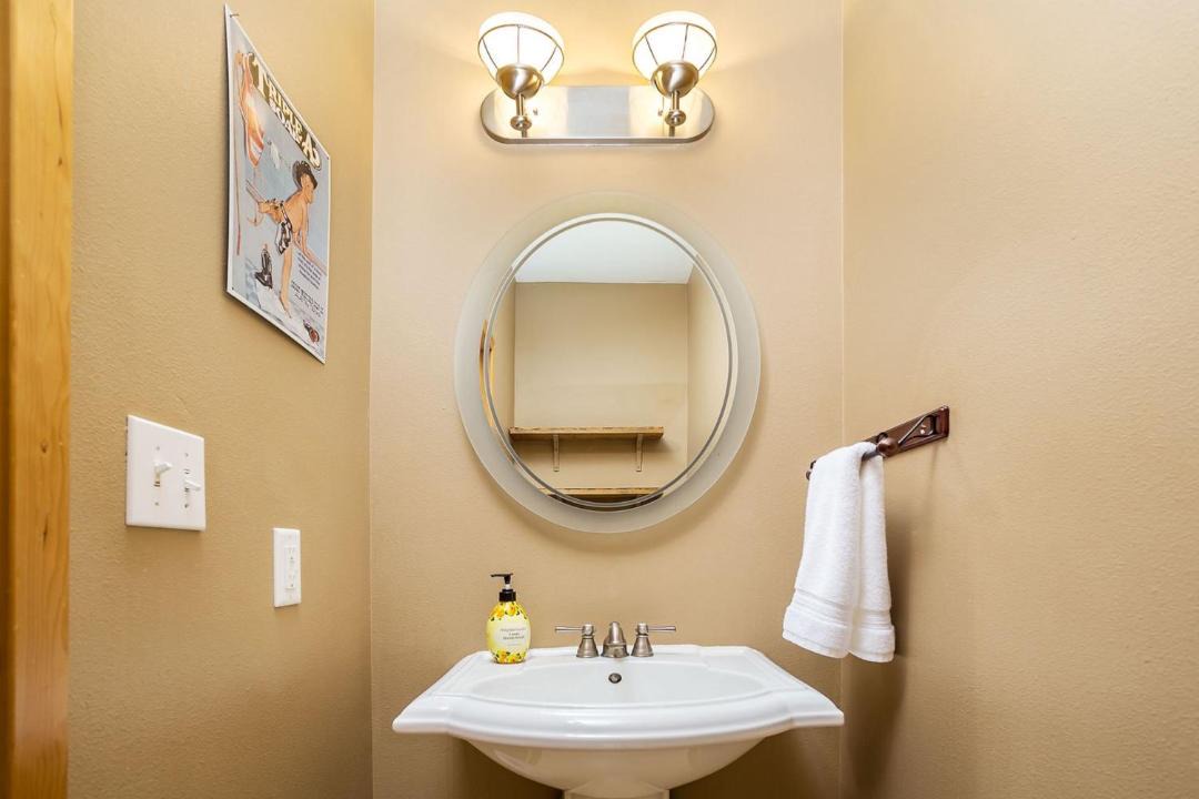 Photo of Bathroom in Leavenworth