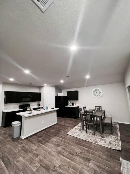 Photo of Livingroom in Barker