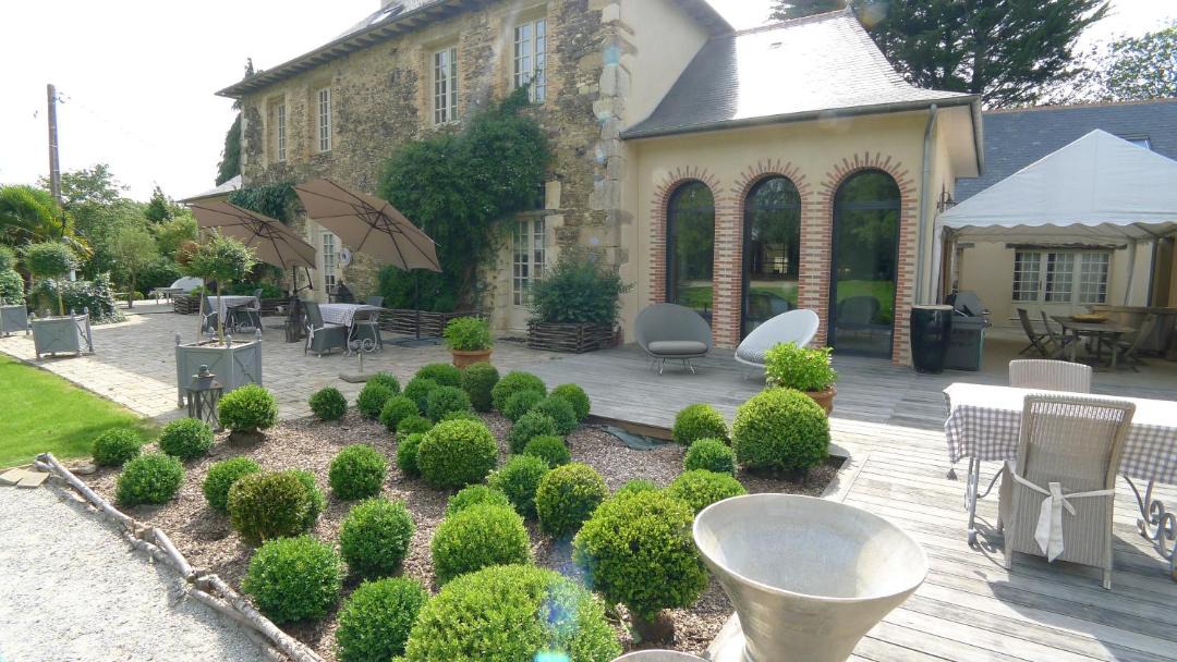 Photo of Others in Pace