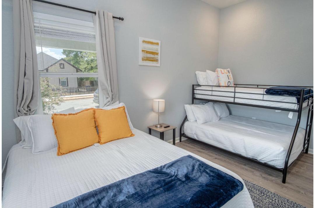 Photo of Bedroom in Nevada Street