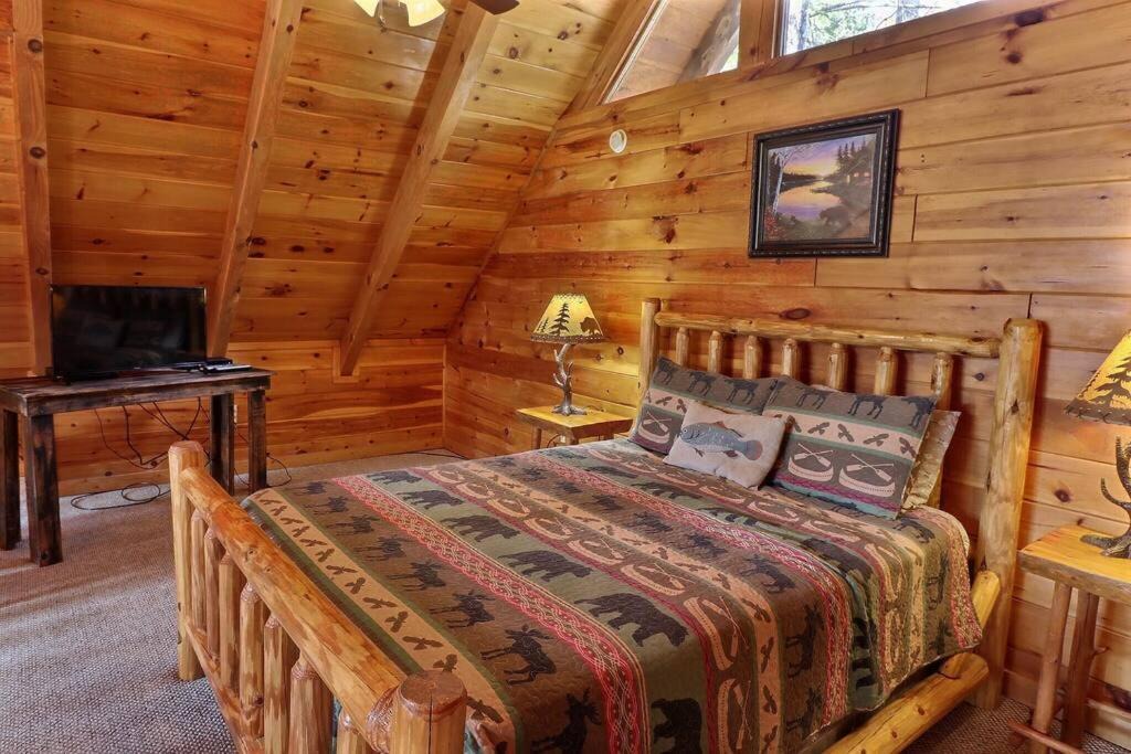 Photo of Bedroom in Sevierville