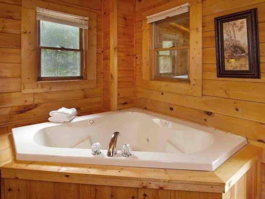 Photo of Bathroom in Sevierville