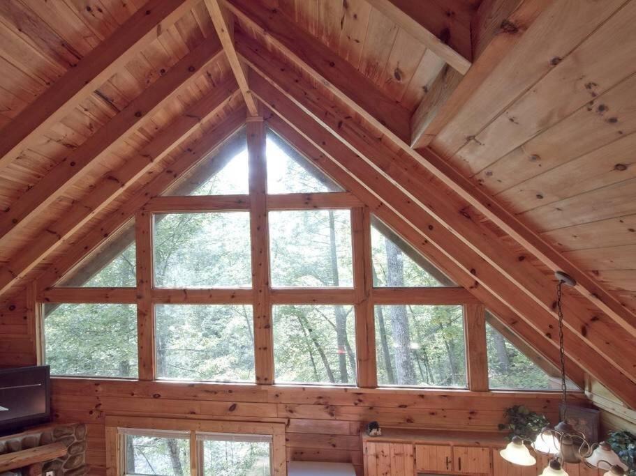 Photo of Livingroom in Sevierville