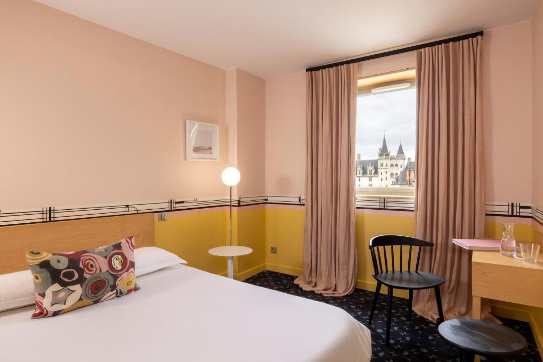 Photo of Bedroom in Richebourg - Saint-Clement
