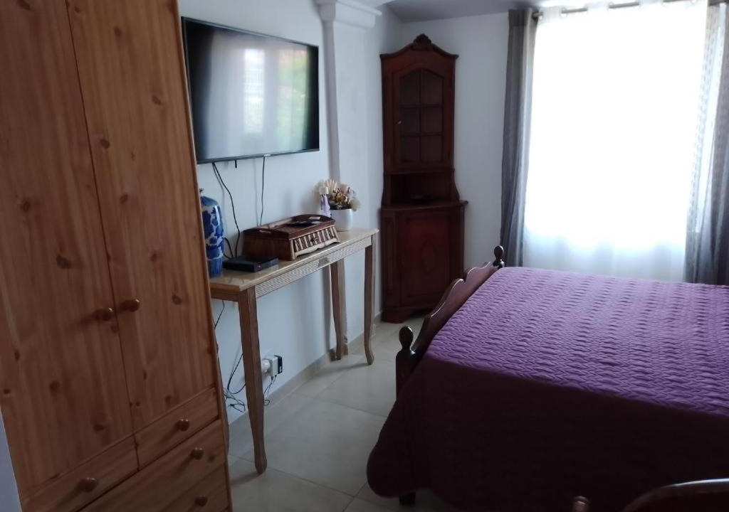 Photo of Bedroom in Entraigues-sur-la-Sorgue