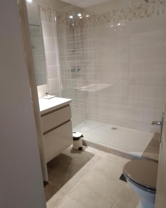 Photo of Bathroom in Entraigues-sur-la-Sorgue