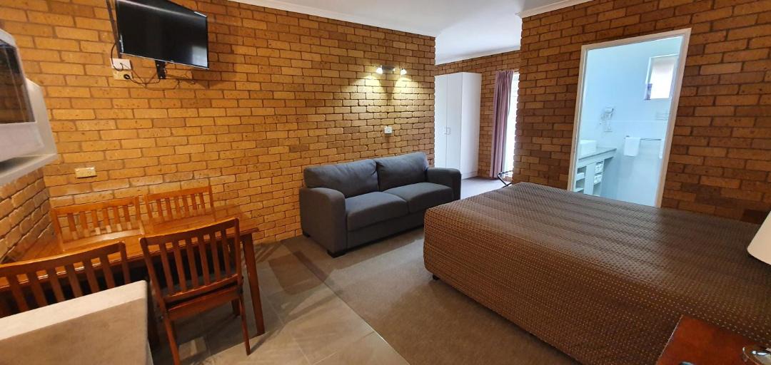 Photo of Others in Deniliquin