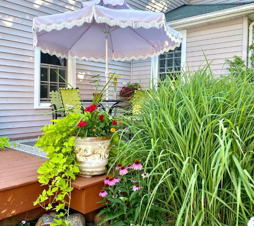 Photo of Others in Holcomb