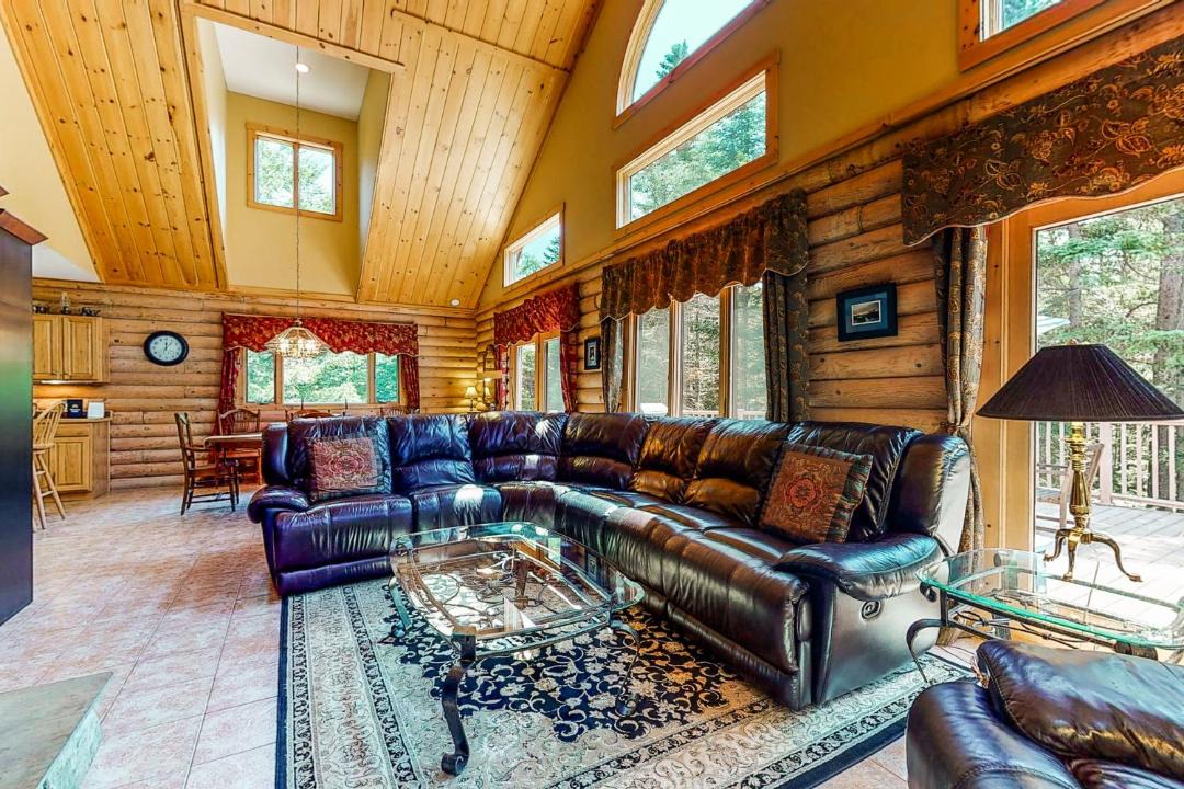 Photo of Livingroom in Twin Mountain