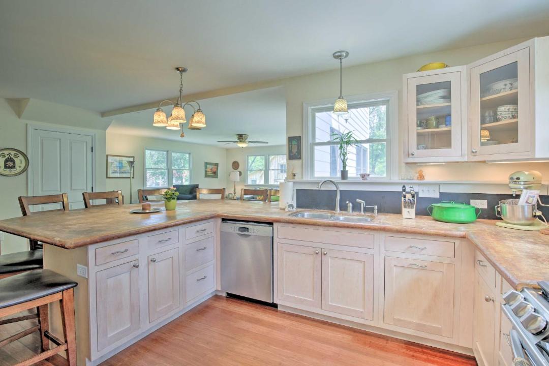 Photo of Kitchen in Ashley Falls