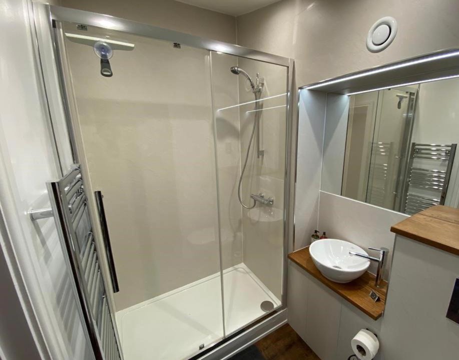 Photo of Bathroom in Ockley