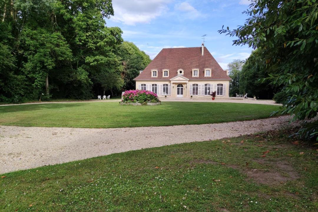 Photo of Others in Lingevres