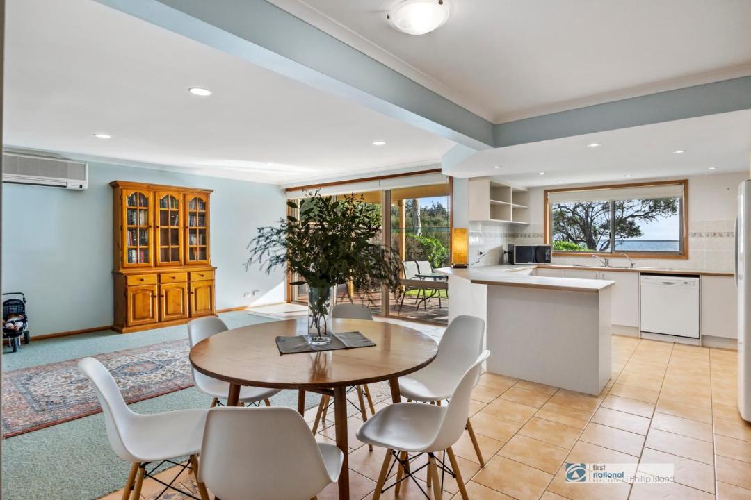 Photo of Livingroom in Cowes