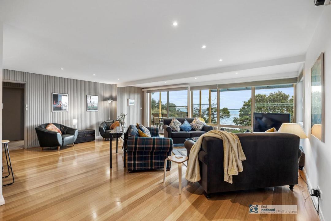 Photo of Livingroom in Cowes