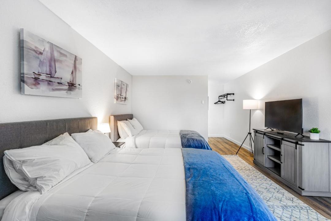 Photo of Others in Westport