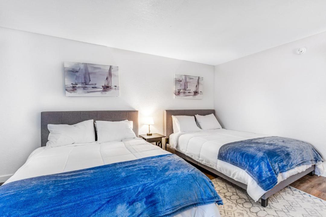 Photo of Others in Westport