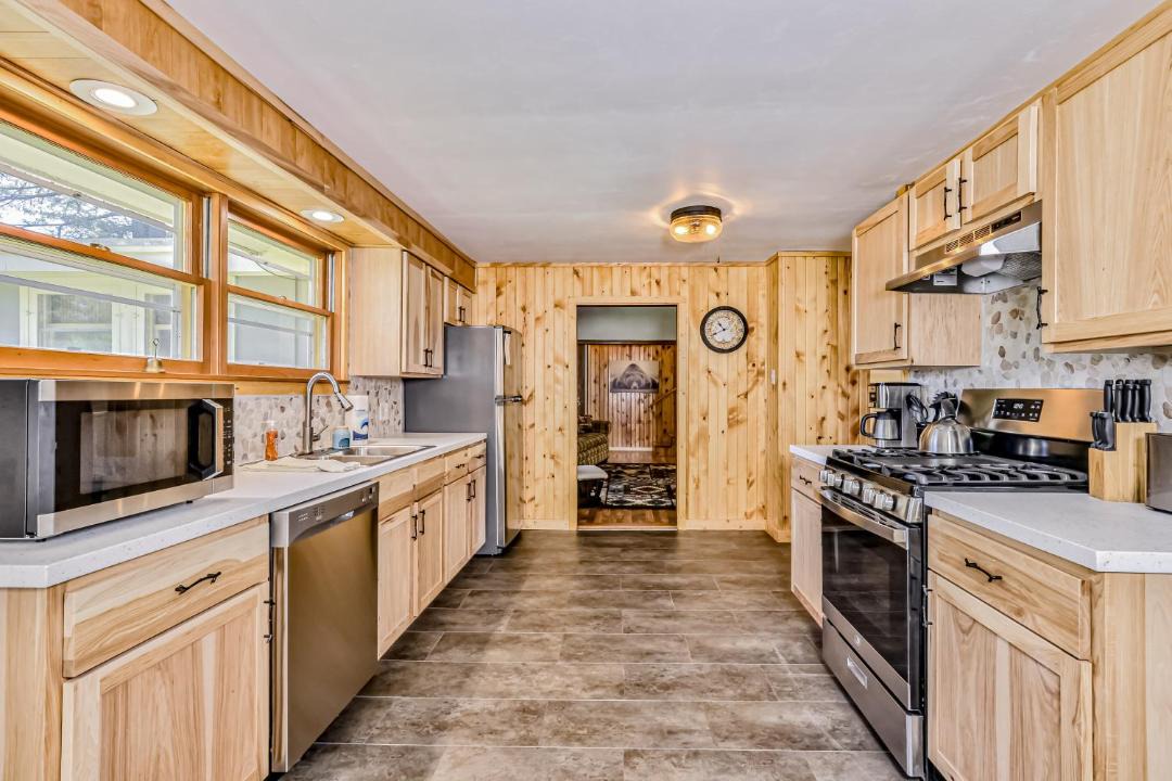 Photo of Kitchen in Lake Tomahawk