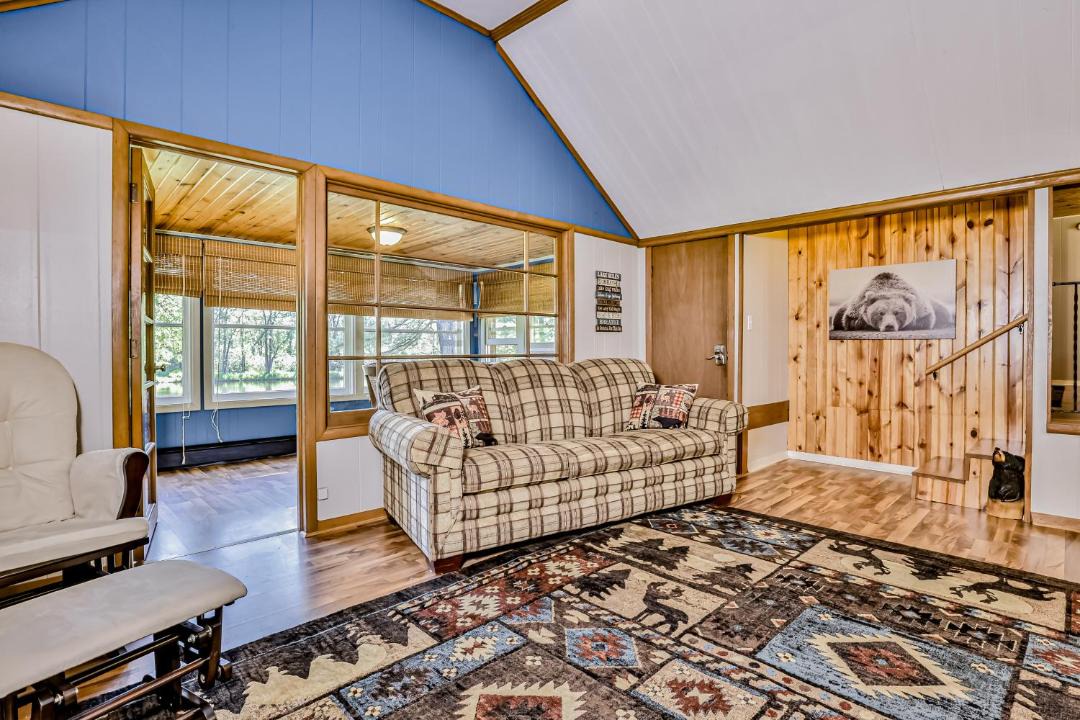Photo of Livingroom in Lake Tomahawk