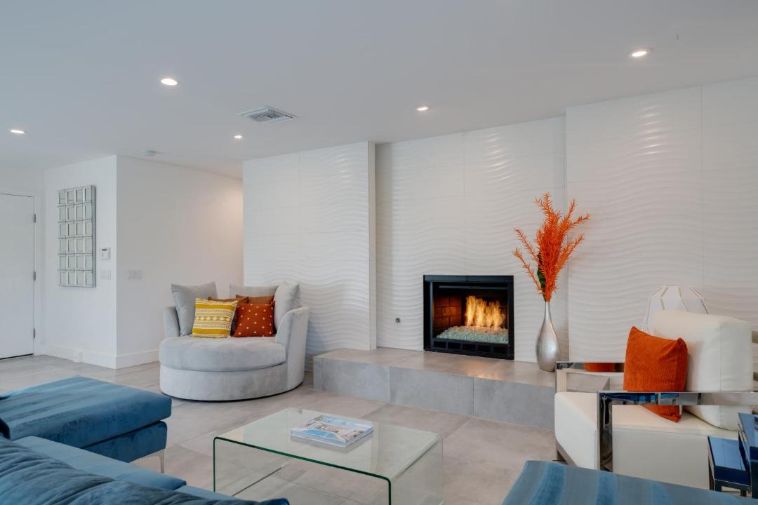 Photo of Livingroom in Desert Park Estates