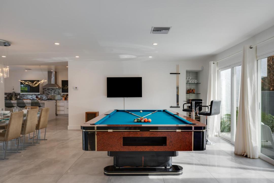 Photo of Livingroom in Desert Park Estates