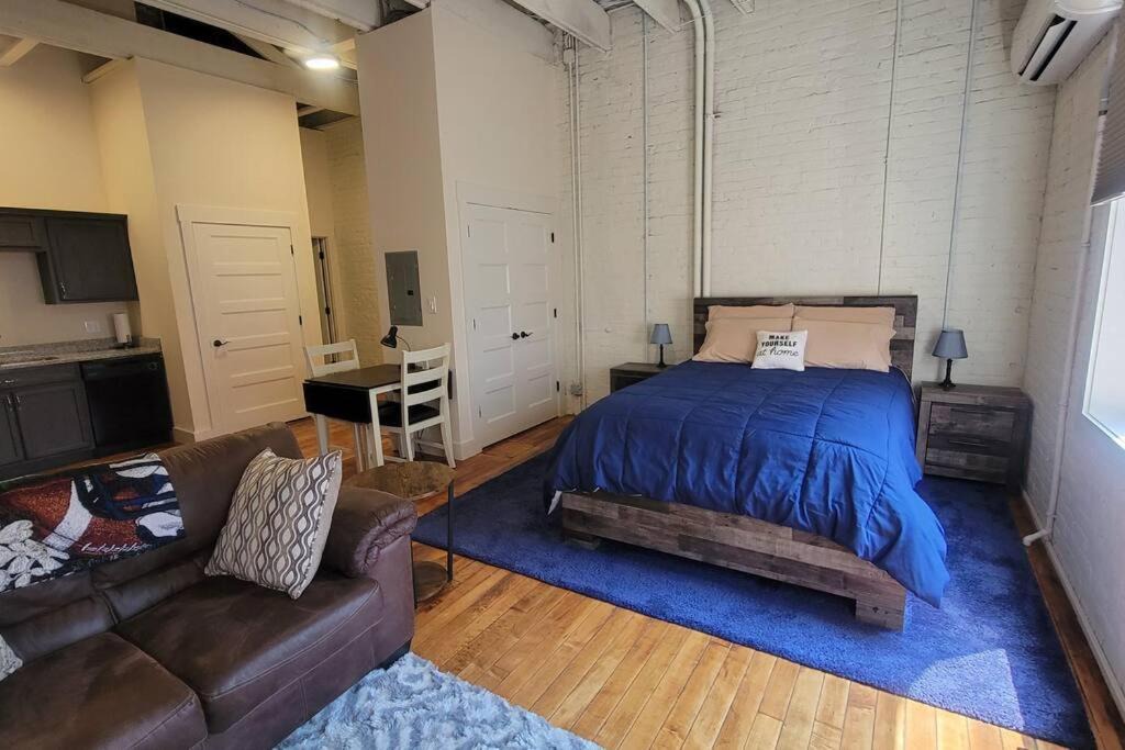 Photo of Bedroom in Central Business District
