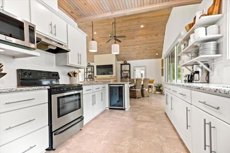 Photo of Kitchen in Saint Simons Island