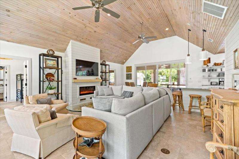 Photo of Livingroom in Saint Simons Island