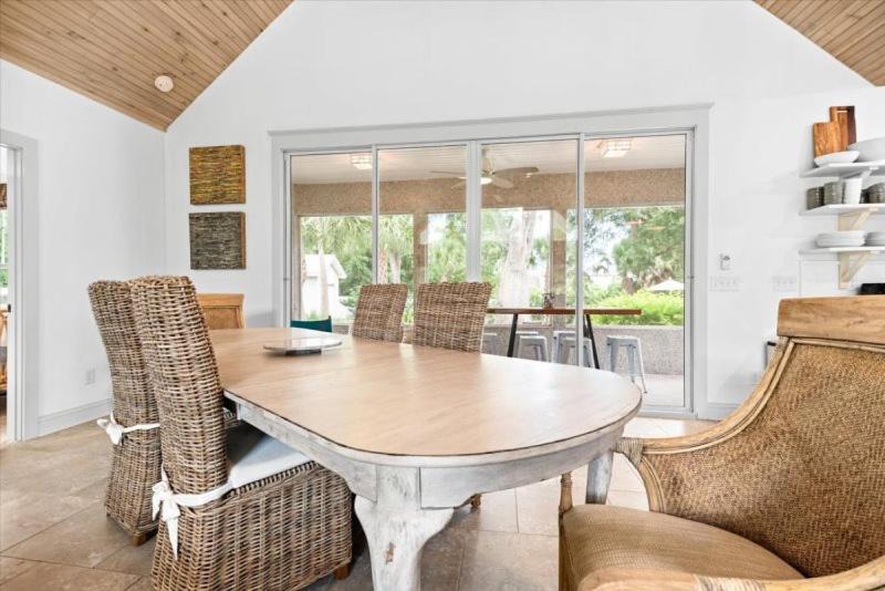 Photo of Livingroom in Saint Simons Island
