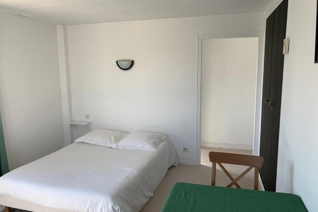 Photo of Bedroom in Cosse-le-Vivien