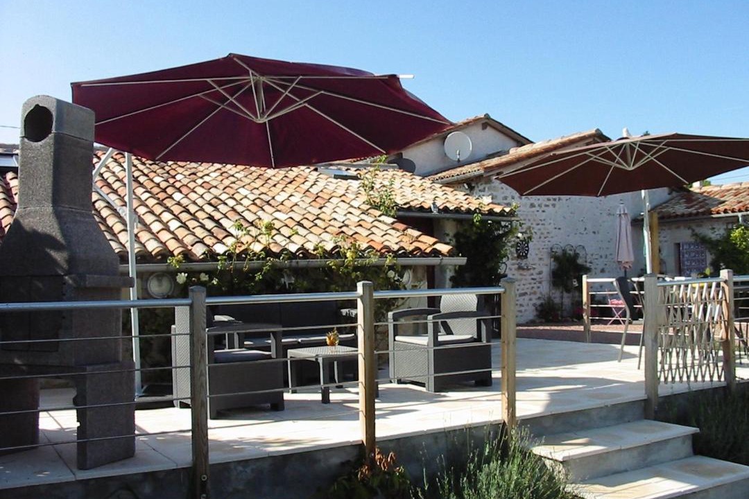 Photo of Buildings in Saint-Maigrin