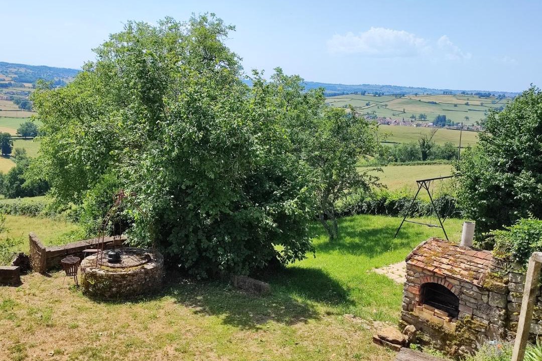 Photo of Others in Saint-Julien-de-Civry