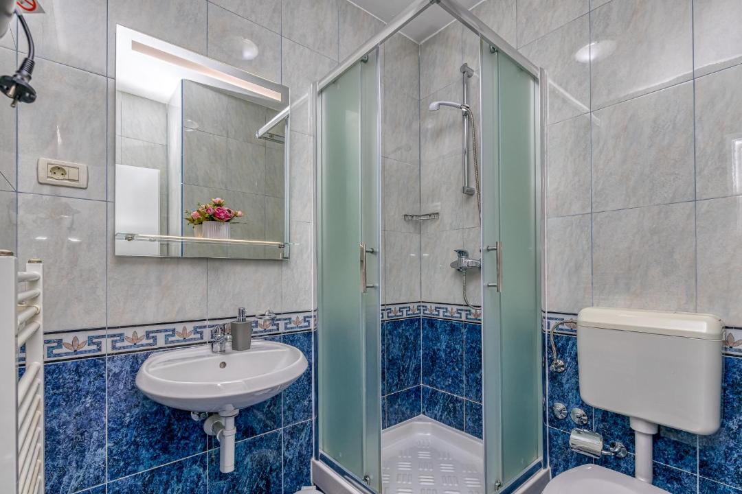Photo of Bathroom in Okrug Gornji