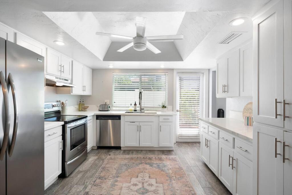 Photo of Kitchen in Camelback East