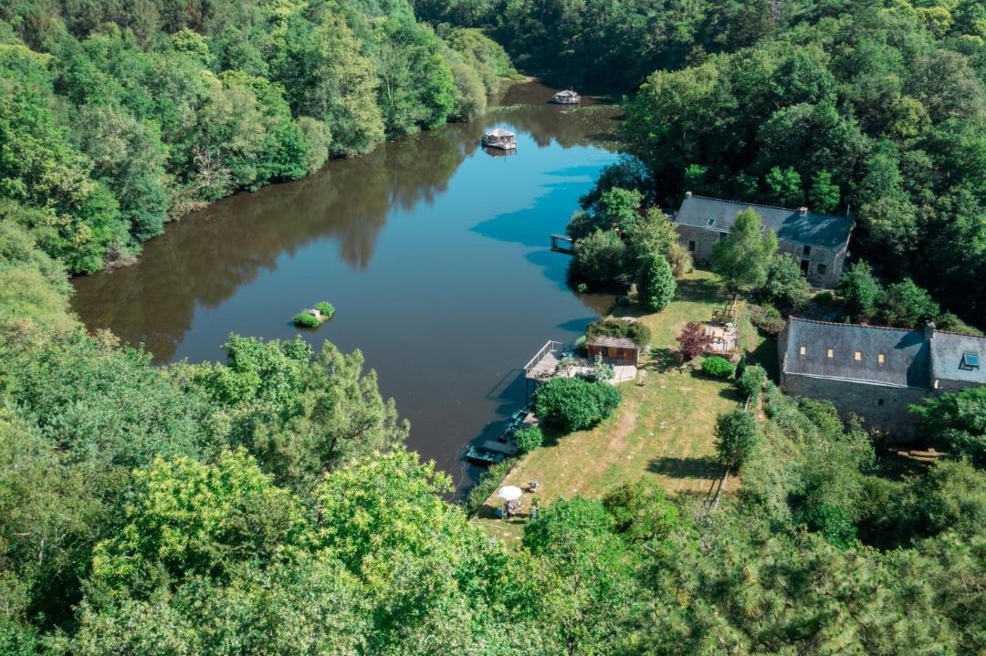 Photo of Others in Caden