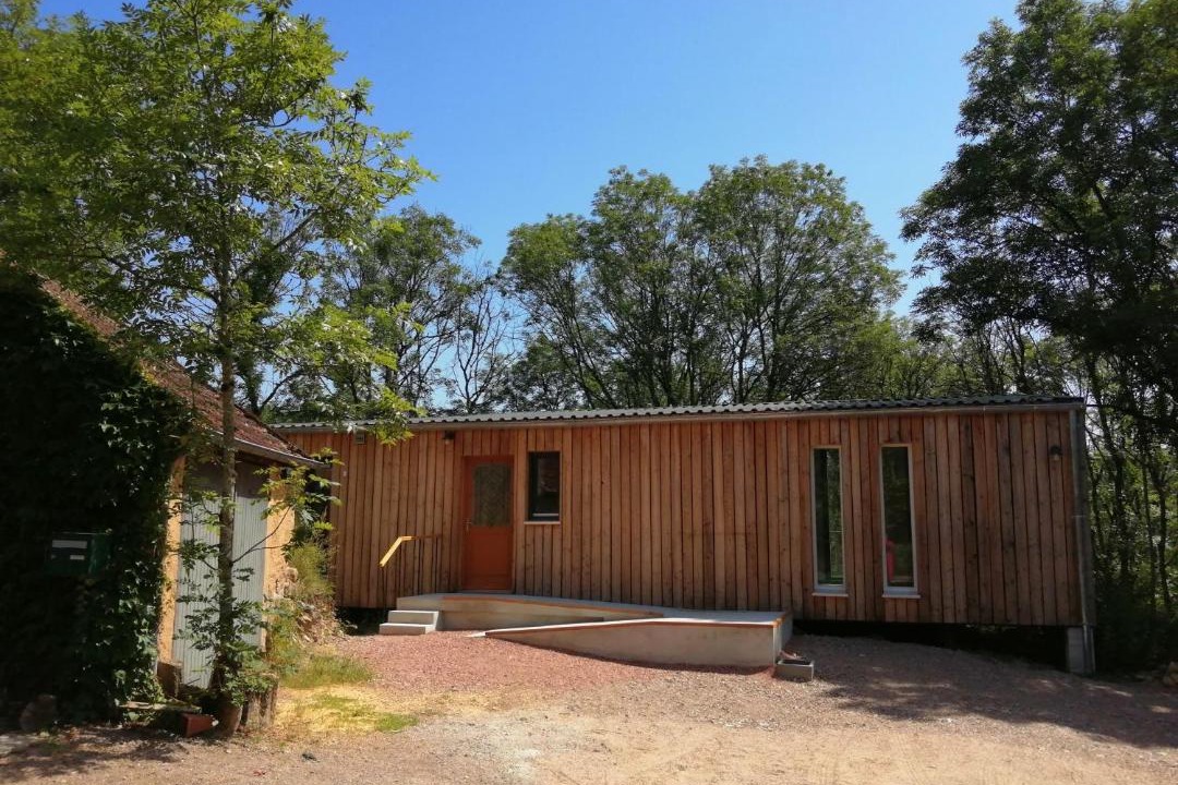 Photo of Buildings in Epiry