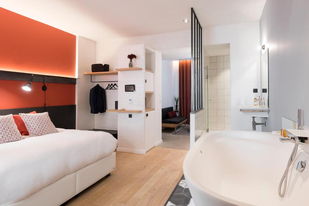 Photo of Bedroom in Carnot - Gailleton