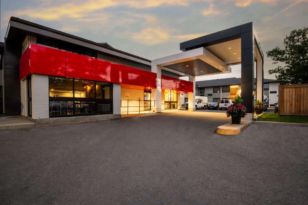 Photo of Others in Ottawa Division